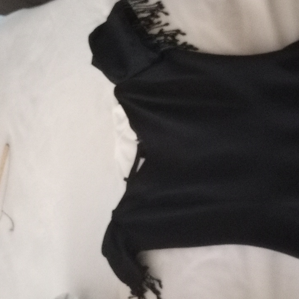 Cold Shoulder Vintage Dress - Picture 3 of 6